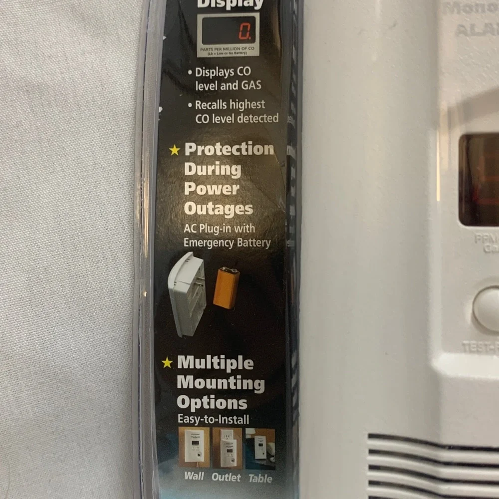 Kidde Gas & Carbon Monoxide Alarm with Digital Display - Picture 4 of 9